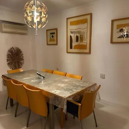 Ferienhaus Impresionante Casa De 170m Para 14 Personas Con Terraza 50m Con Barbacoa Picassent